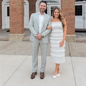 V.Chapman Lily Dress - perfect for any bride!